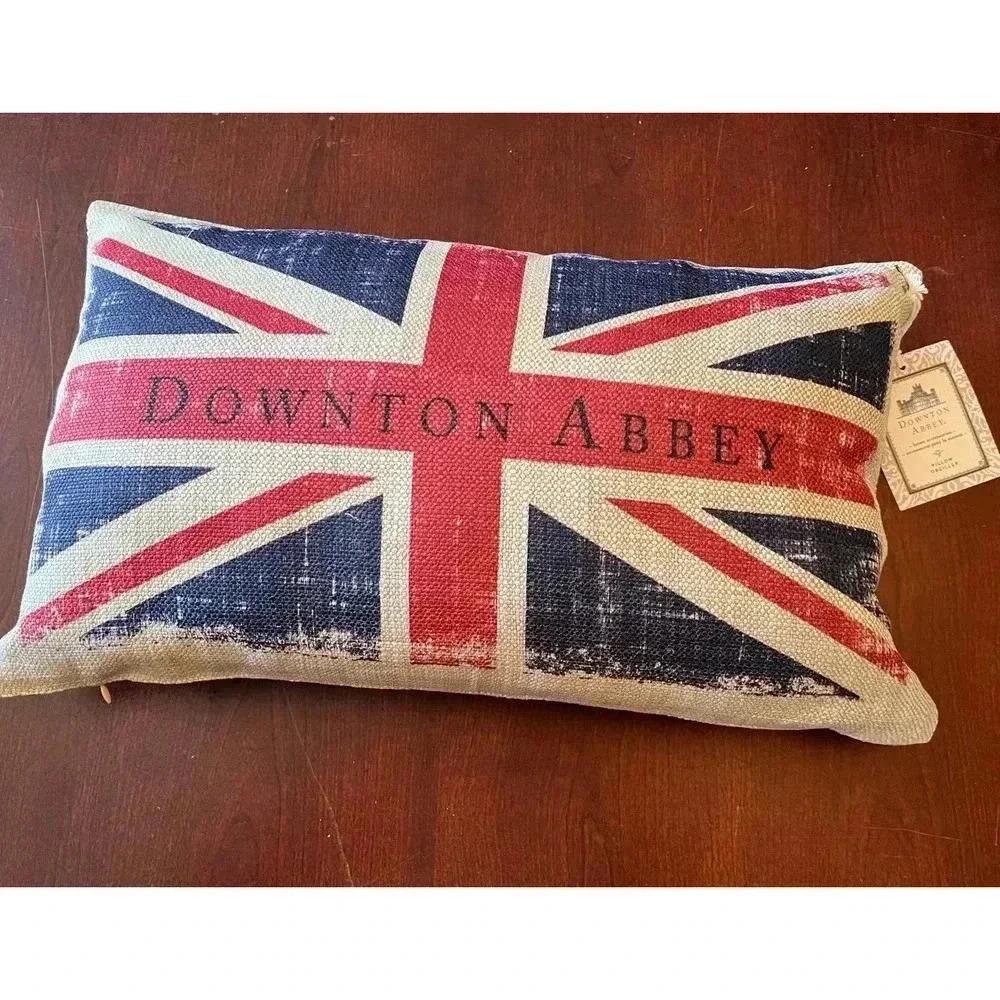 Heritage Lace Downton Abbey Pillow
